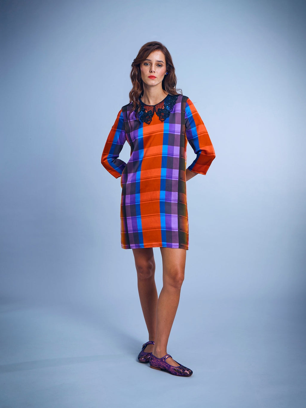 GUIPURE COLLAR SATIN MINI DRESS