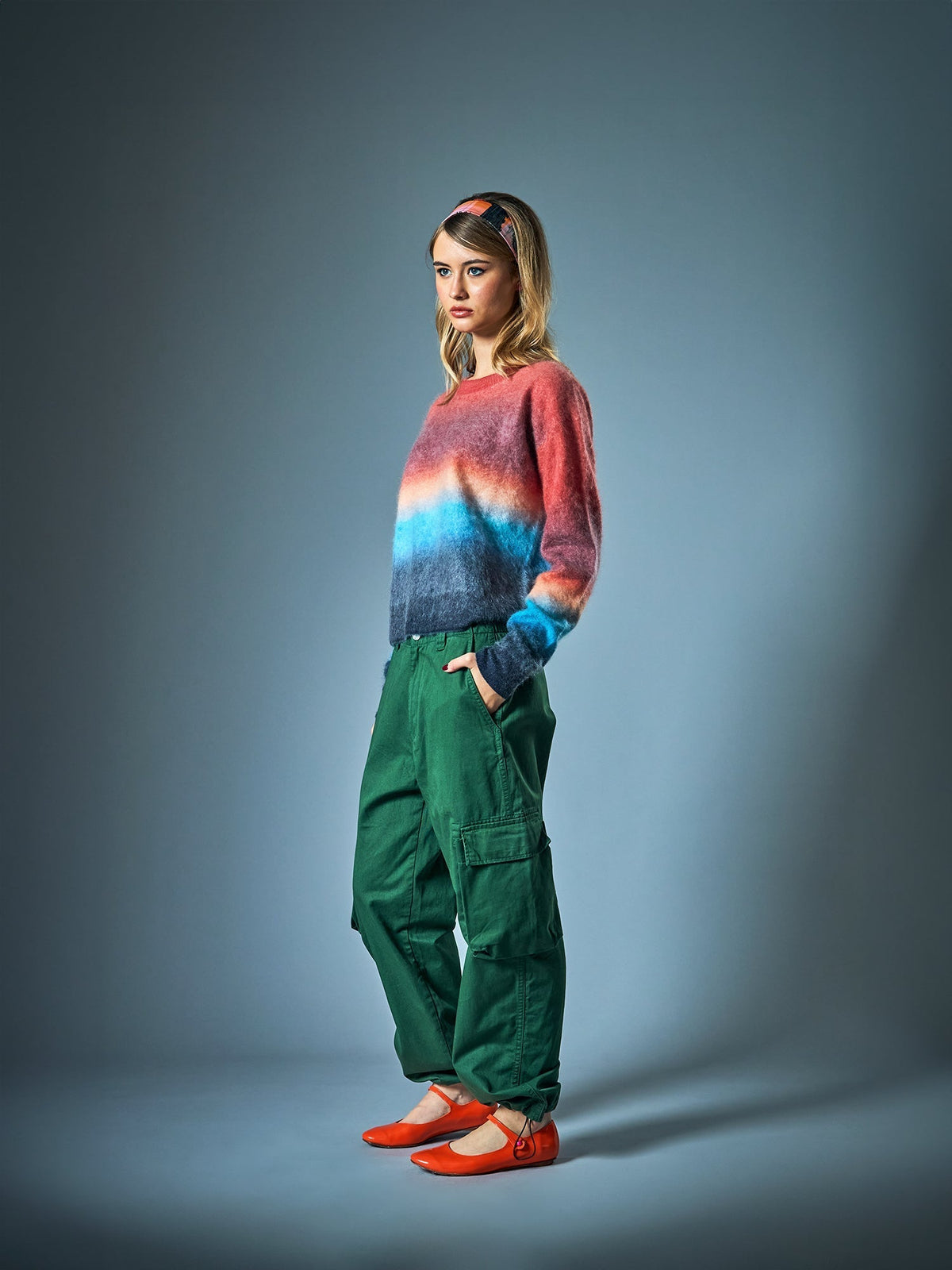 Low-Rise Straight Cargo Pants